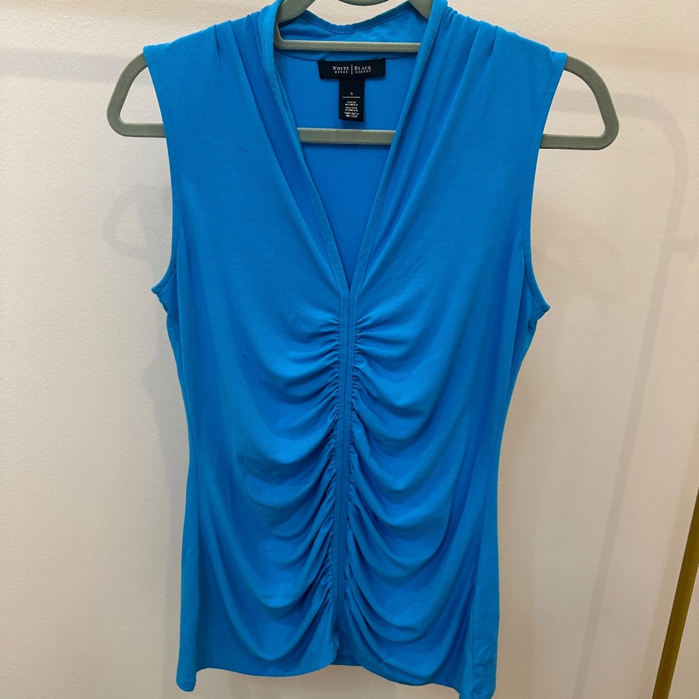 WHITE HOUSE BLACK MARKET WOMENS BLUE V NECK SLEEVELESS RUCHED TOP S